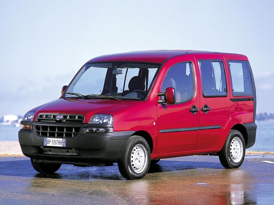  Fiat Doblo Panorama 2000 года  (фото 1 из 16)